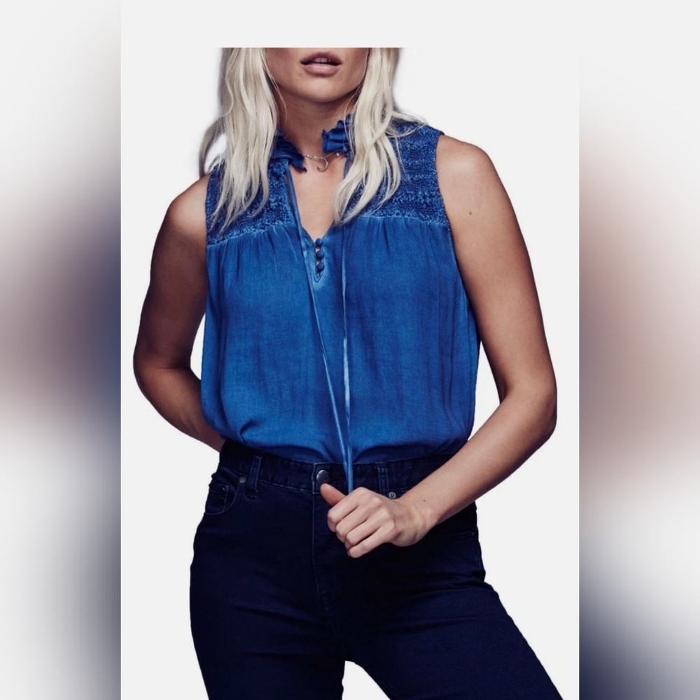 Free People Blue Smocked Yoke Sleeveless Blouse Ruffle Collar Boho Tank